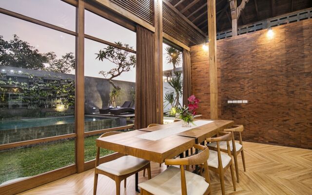 Tunjungsari Villa