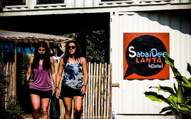 SabaiDee Lanta Hostel