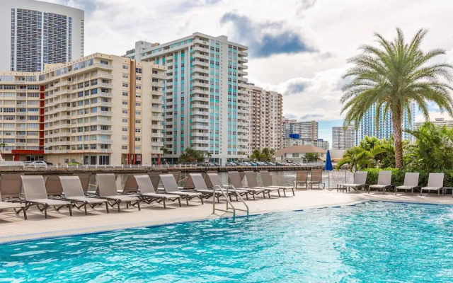 Private Ocean Luxury Condos at Beachwalk