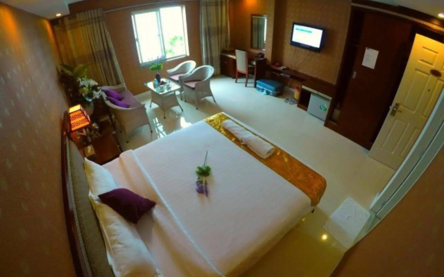 One World Hotel