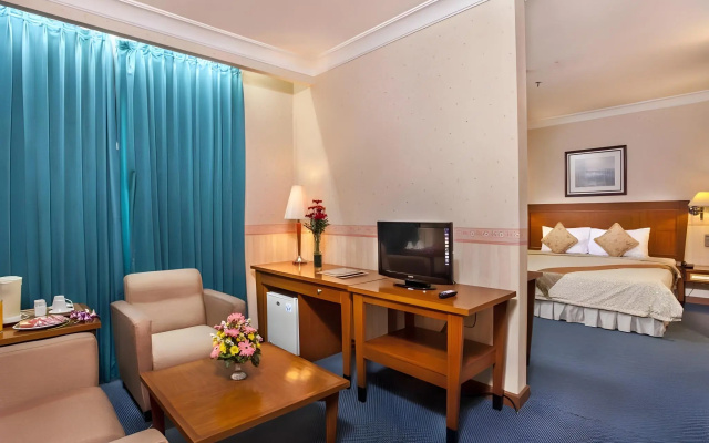 Nalendra Hotel – Guest Rooms – Bandung
