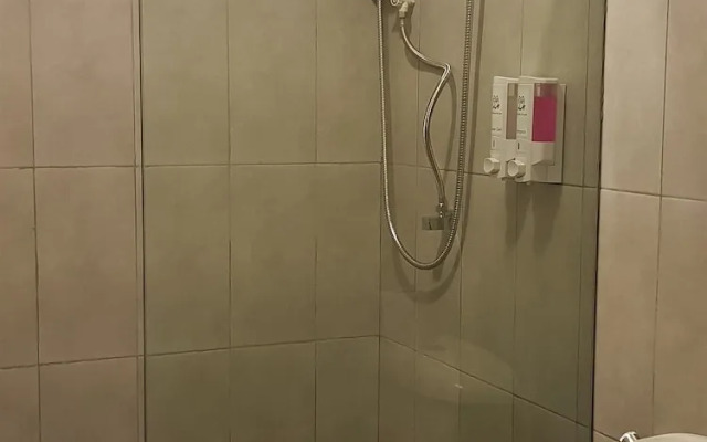 Ngeeb Bed & Breakfast