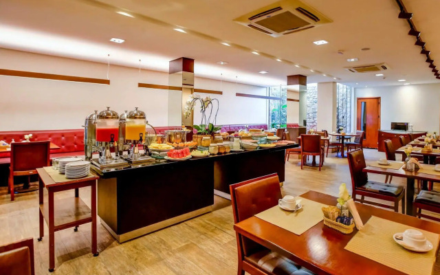 Hotel Cordilheira