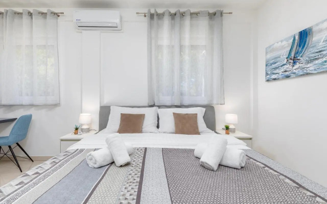 Marine Lux apartments