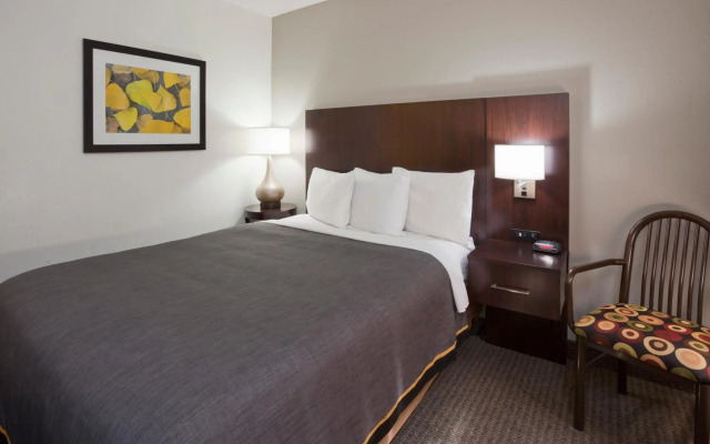 Fargo Inn and Suites