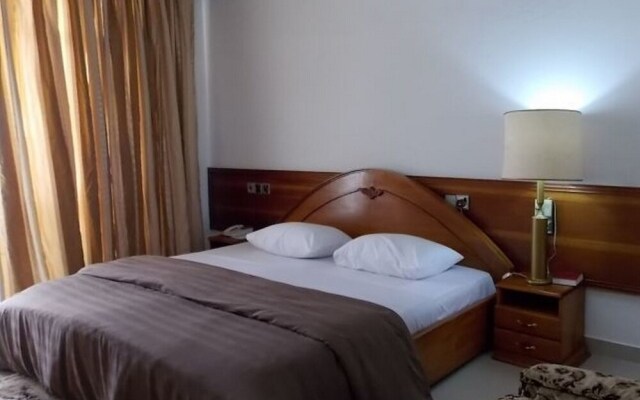 Premier Hotel