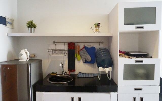 Mountain View Studio @ Dago Suites Apartment with Balcony