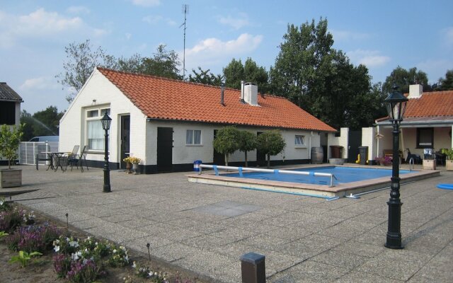 Cozy Holiday Home in Oisterwijk With Swimming Pool