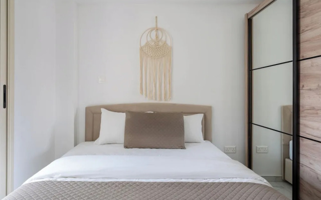Infinity 1-Bedroom Apartment in Larnaca