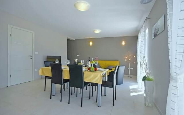 Casa Mondo