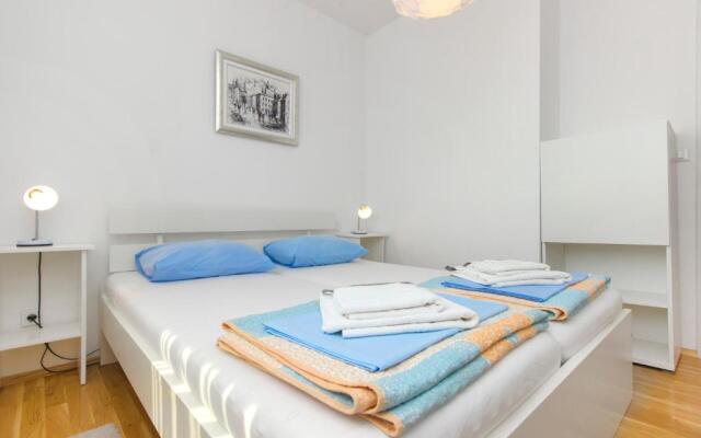 Apartments Villa Tribunj