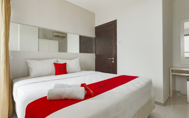 RedDoorz Apartment near Grand City Mall