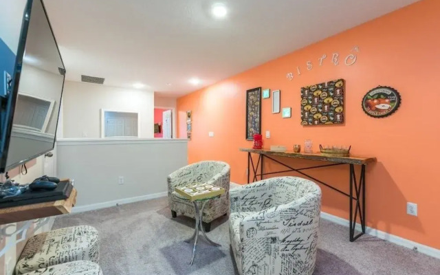 Orlando Newest Resort Community Town Home 5 Bedroom Townhouse by Redawning