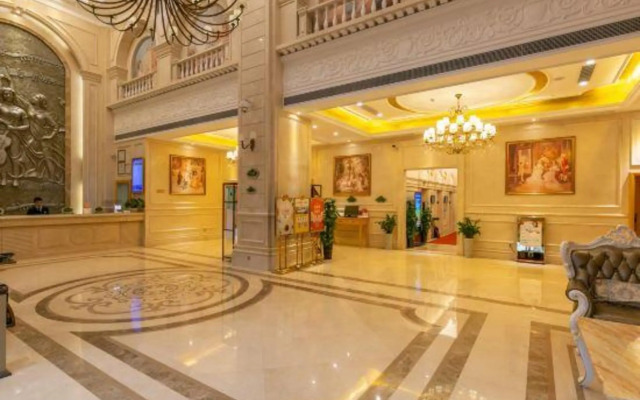 Vienna International Hotel (Nanning Langxi Metro Station)