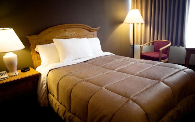 Confederation Place - Hotel