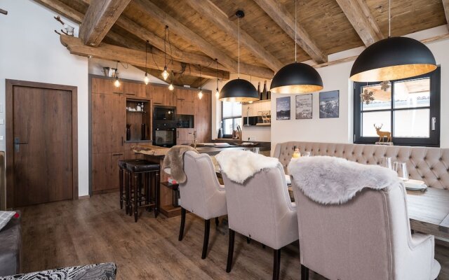 Luxurious Holiday Home in Piesendorf With Sauna