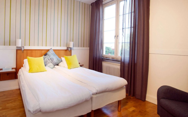 Home Hotel Post