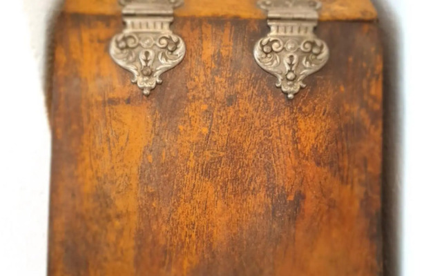 Sunny and spacious apartment near city centre