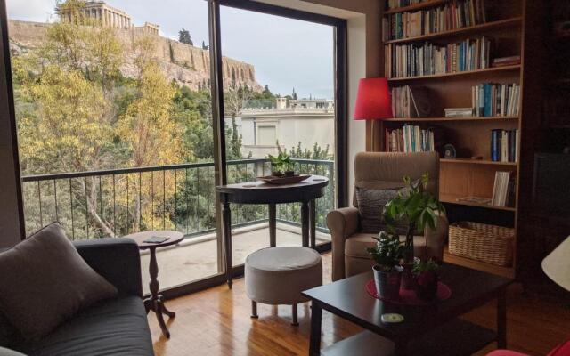 Holodek Apartments : Parthenon