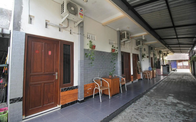 Super OYO Capital O 2258 Santana Syariah Guest House