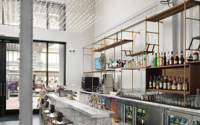 Axiom Hotel