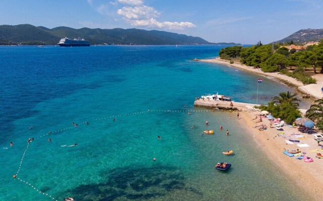 Amazing Home in Kuciste With Sauna, Wifi and 9 Bedrooms