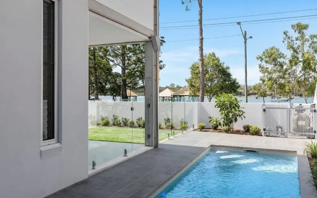 Unit 01 165 Gympie Terrace