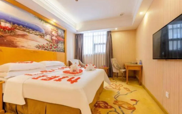 Vienna Hotel （Shenzhen Bantian Guangyayuan Station）