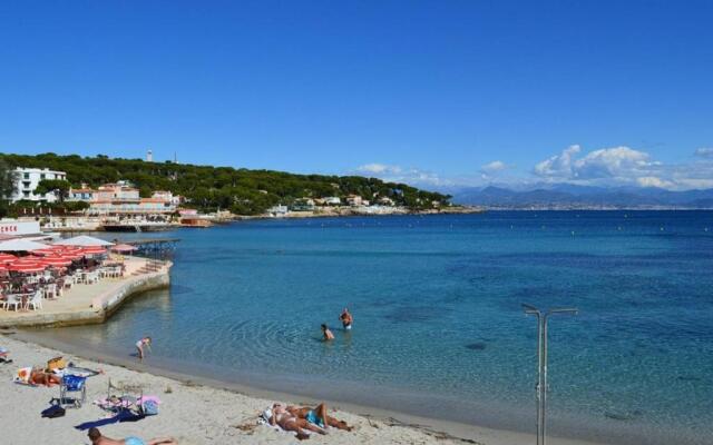 Appartement Golfe Juan, 1 pièce, 2 personnes - FR-1-252-62