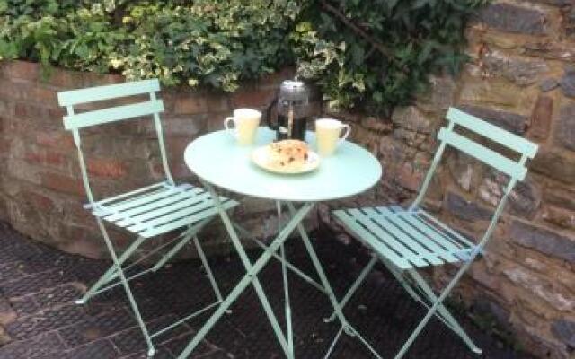 1 The Mews Cottages