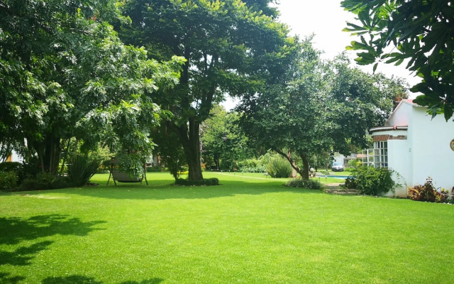 Casa Flor De Mayo - Spa & Boutique