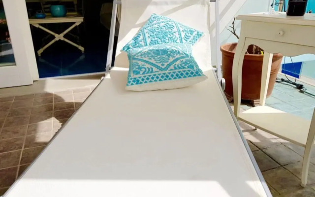 Oltremare apartment with large veranda for 6 people