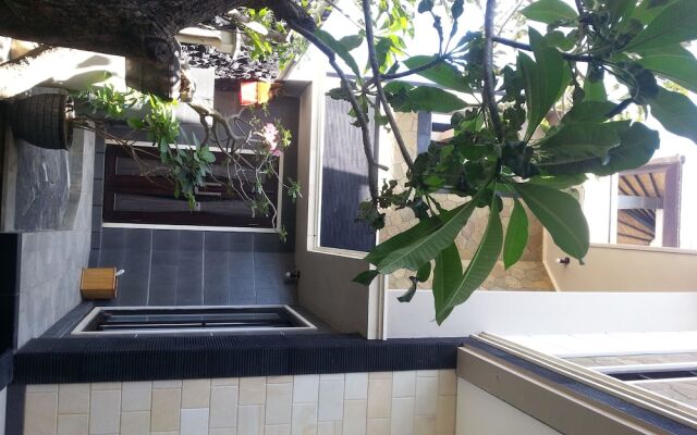 Villa Kubu D' Bukit Jimbaran