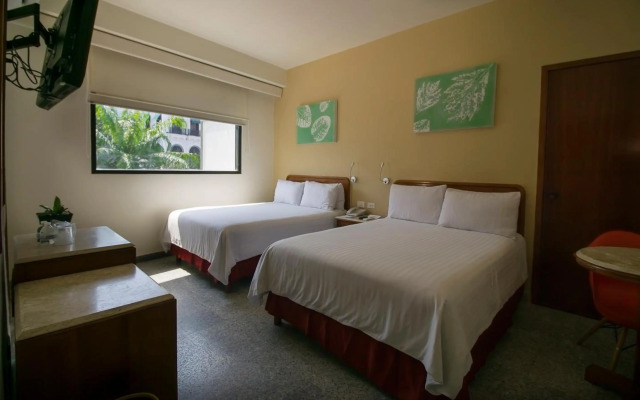 Olmeca Plaza Urban Express Hotel