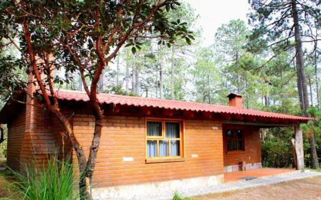 Centro Ecoturístico Cabañas Llano Grande