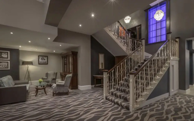 Hotel67