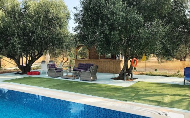 Ai - Helis Resort Hotel
