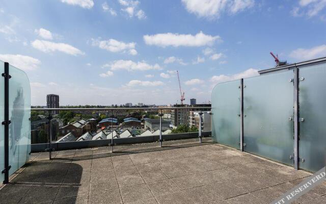 Veeve  2 Bed Flat With Views Imperial Wharf Fulham