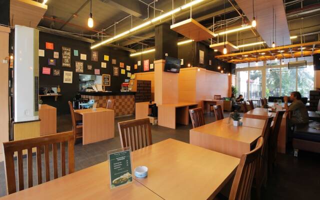 Airy Mutiara Bekasi Ahmad Yani 8