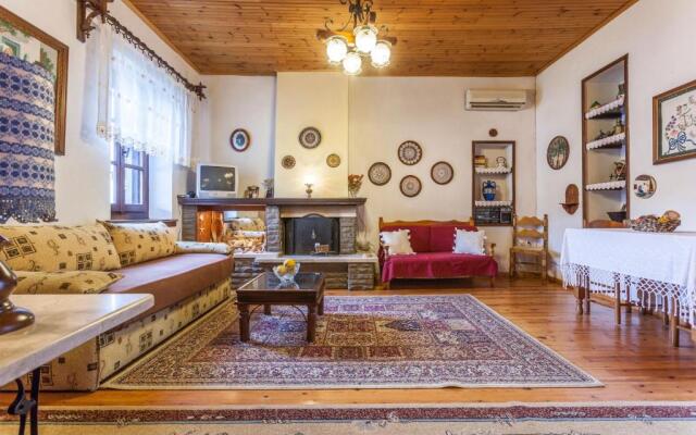 Nikoleri Studios & Apartments