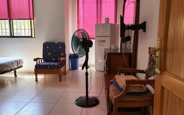 Doramas Private Rooms Shared Toilet