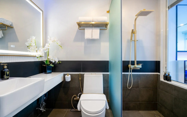 Ratri Hotel Phuket Old Town