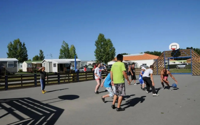 Camping-Caravaning L'Evasion