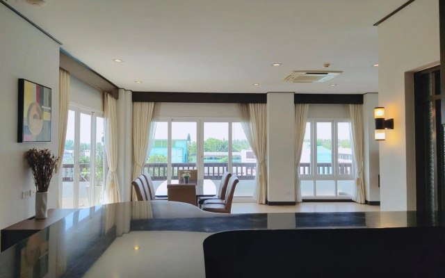 Ratana Apart Hotel at Chalong
