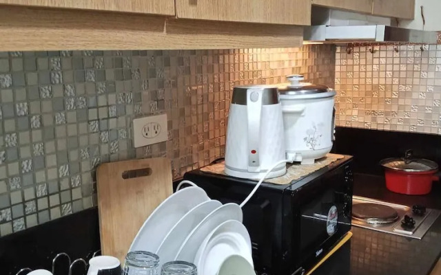 Serene Pasay Getaway - Entire Apartment for Rent