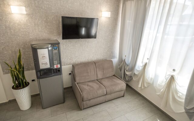 Rimini Bay Suites & Residence