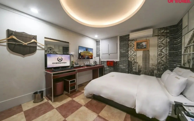 Sky Motel