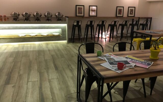 Click Hotel Andheri MIDC