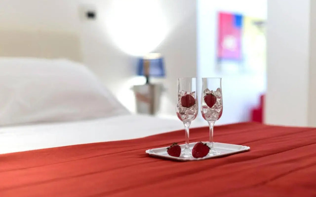 Giotto - Lovely & Central