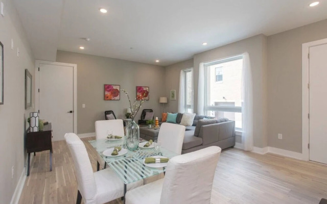 PRISTINE 3 bedroom Garage Close to UPENN